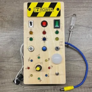 Ontvangen Montessori bezigheidsbord met LED-lampjes van klant B***n.