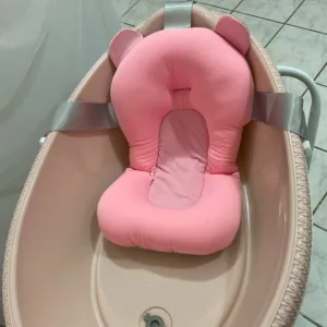 Ontvangen Baby Ondersteuningskussen voor Badkuip van klant A***e.