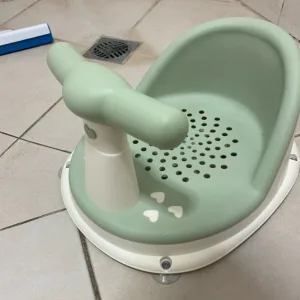 Ontvangen Baby Badstoel Anti-Slip Stoel van klant L****e.