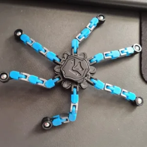 Ontvangen Transformeerbare Robot Fidget Spinner van klant P***a.