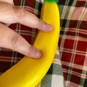 Ontvangen Anti-Stress Squishy Banaan Speelgoed van klant D****k.