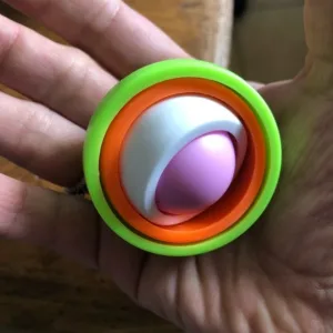 Ontvangen Infinite Flip Ball Finger Fidget Spinner van klant L****s.