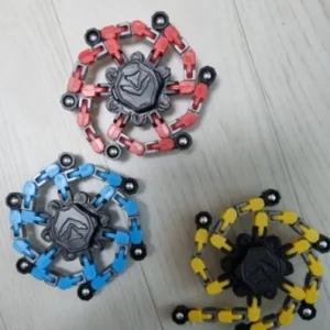 Ontvangen Transformeerbare Robot Fidget Spinner van klant C***a.