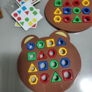 Ontvangen Vorm & Kleur Matching Puzzel Speelgoed van klant E****h.