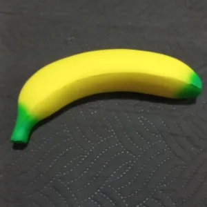 Ontvangen Anti-Stress Kneedbare Banaan Speelgoed van klant J***a.