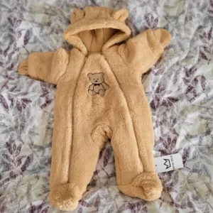 Ontvangen Baby Hooded Romper Verdikte Jumpsuit van klant A***e.