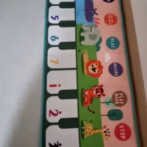 Ontvangen Vloertoetsenbord Mat met Dierengeluiden van klant B***a.