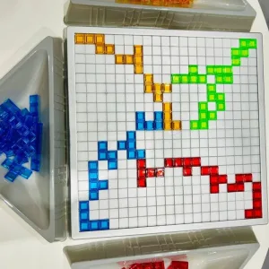 Blokus Vierkant Bordspel voor 4 spelers ontvangen van klant D****y.
