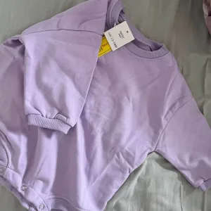 Ontvangen Baby Katoenen Lange Mouw Bubble Romper van klant U****i.