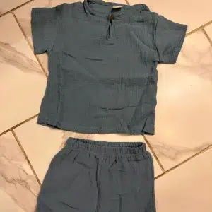 Ontvangen Kinderen Katoenen T-Shirt en Shorts Kledingset van klant M****n.